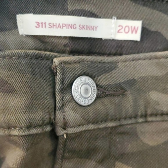 Levis Trendy Plus 311 Camo-Print Shaping Skinny Jeans sz 20 new!!! - Picture 6 of 7